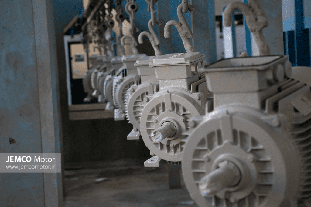 در این تصویر انواع الکتروموتور را میبینید.
